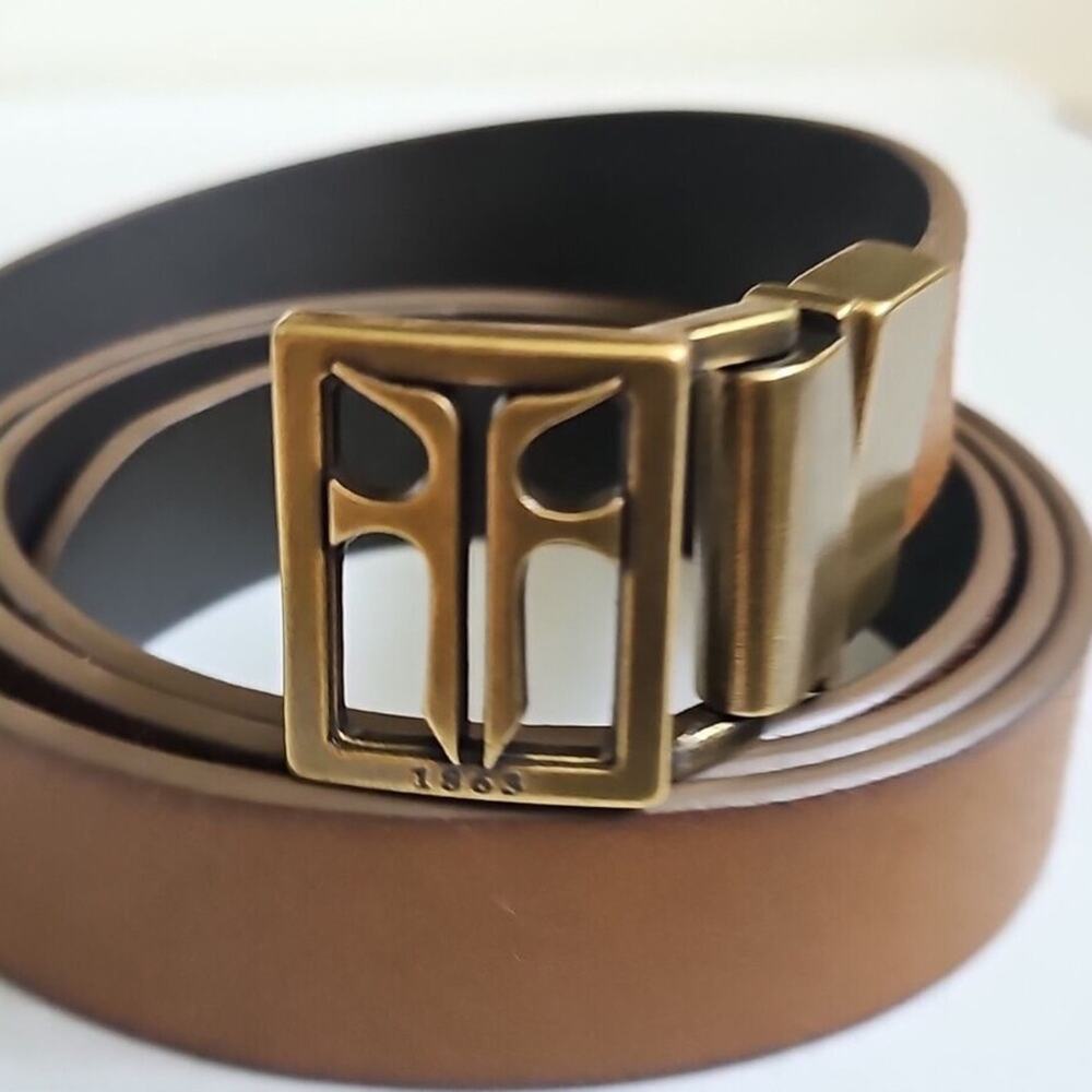 FRYE Metal LOGO Buckle Brown Leather Reversible Belt Women’s DC859C Small